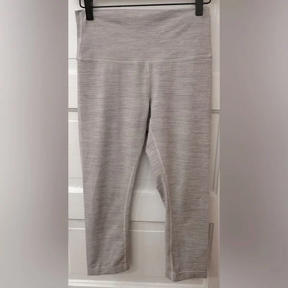 Lululemon Wunder Under Crop (High-Rise) *21" Wee Are From Space Sz 8 - Picture 2 of 7